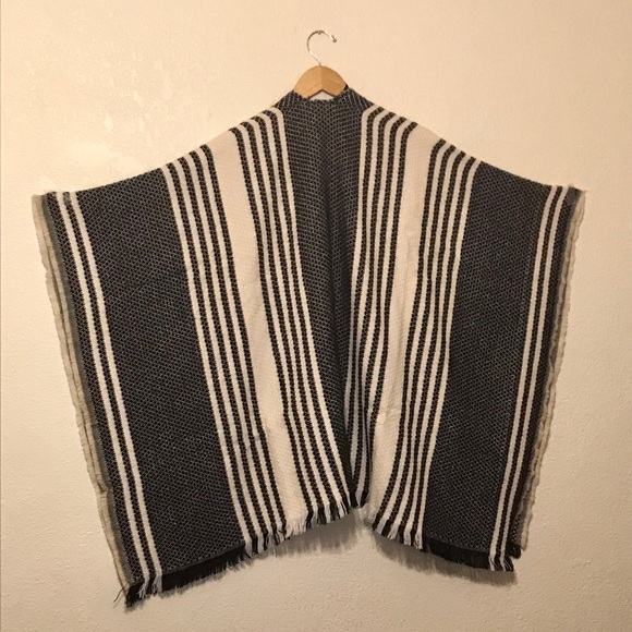 Black & White Knitted Wrap/Poncho, OS - Picture 2 of 5